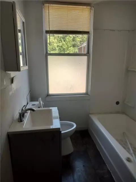 245 Fleet, Braddock, PA 15104 photo 5