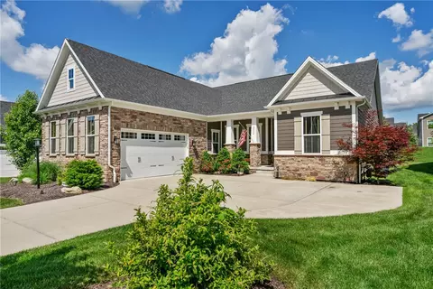 2009 Cherry Rd, Gibsonia, PA 15044