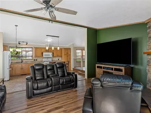 2711 Front St, Monaca, PA 15061 photo 10