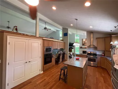 Kitchen - 703 Pine Ave, Mars, PA 16046 photo 2 of 3