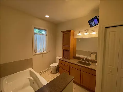 Bath - 703 Pine Ave, Mars, PA 16046 photo 1 of 2