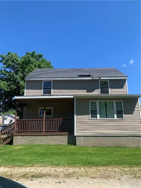 102 N Redwood St, Masontown, PA 15461