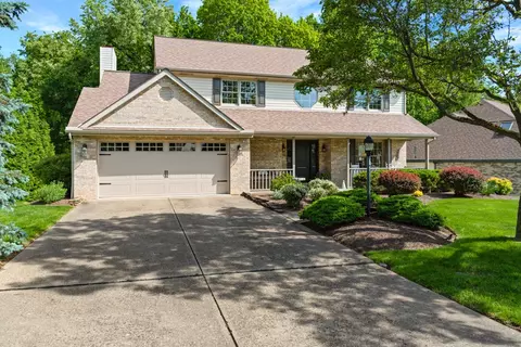 169 Village Dr, Cranberry Township, PA 16066