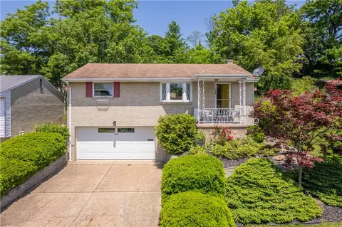 1400 Kinmount St, Pittsburgh, PA 15205