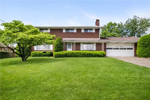 1118 Edward Dr, Pittsburgh, PA 15227