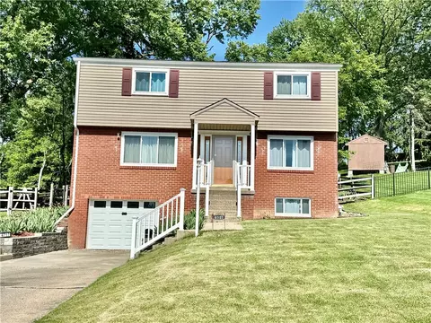 4717 Mckee Dr, Pittsburgh, PA 15236