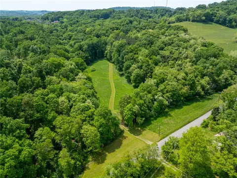 000 Pattison Street Ext, Evans City, PA 16033