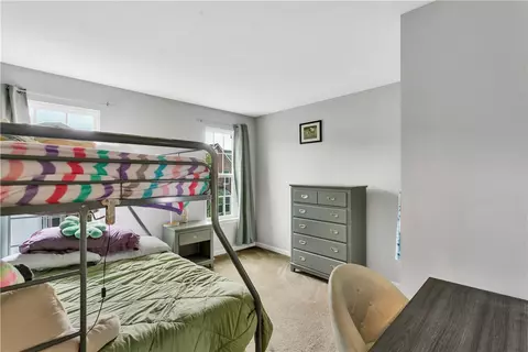 Bedroom - 1503 Pointe View Dr, Mars, PA 16046 photo 2 of 5
