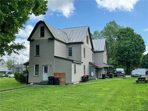 Exterior - 512 E Main St, Corry, PA 16407 photo 4 of 11