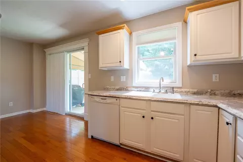 6910 Spring Valley Ln, Export, PA 15632 photo 8
