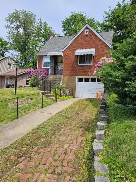 115 Carmella Dr, Mckeesport, PA 15131
