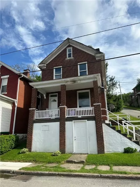 444 Chestnut St, Jeannette, PA 15644