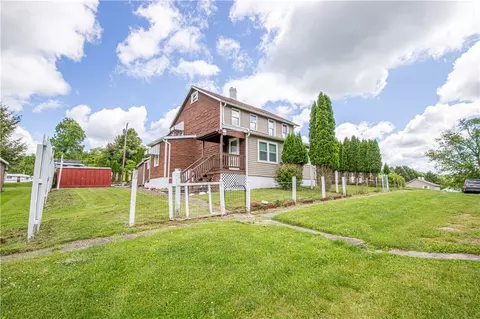 436-438 1st St, Mcclellandtwn, PA 15458