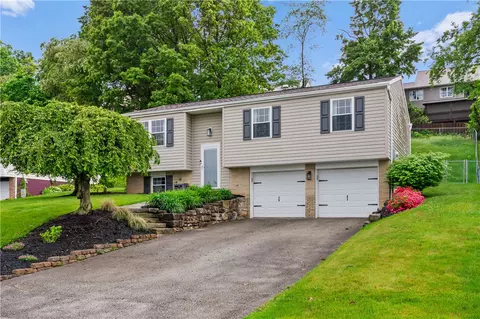 233 Bonita Dr, Greensburg, PA 15601