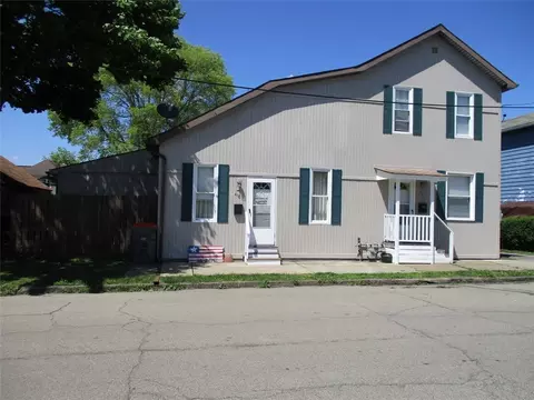 416 17th St, Beaver Falls, PA 15010