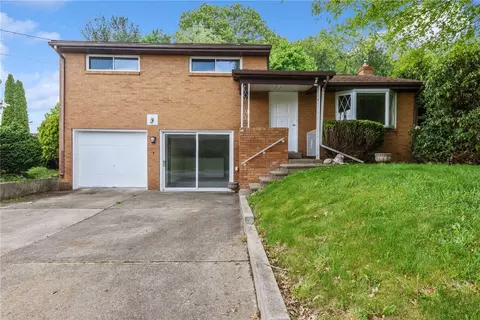 519 St Andrews Dr, Greensburg, PA 15601