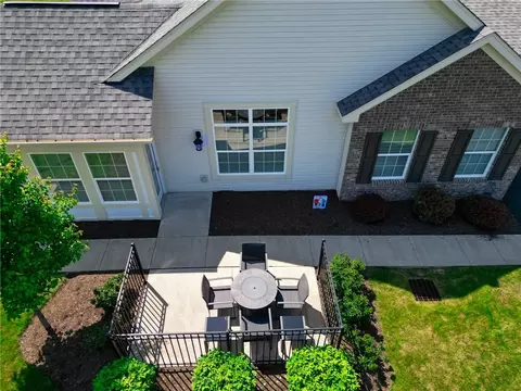 6014 Springfield Dr, Harmony, PA 16037 photo 5