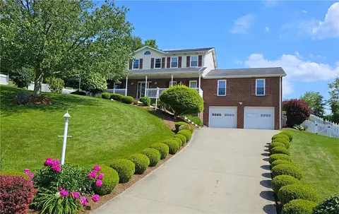 617 Preferred Dr, Washington, PA 15301