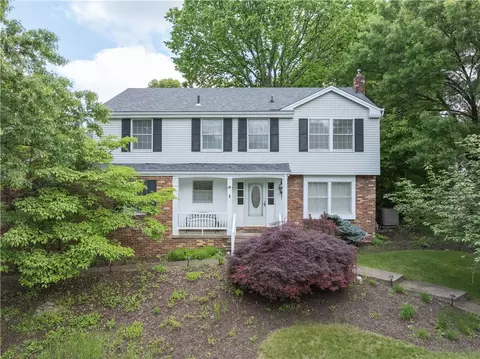 161 Penn Lear Dr, Monroeville, PA 15146