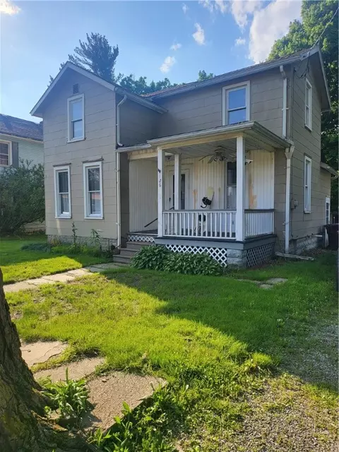 126 Shenango St, Greenville, PA 16125