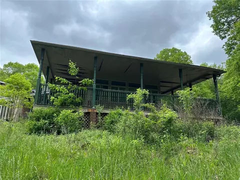 147 Lihi Rd, Darlington, PA 16115