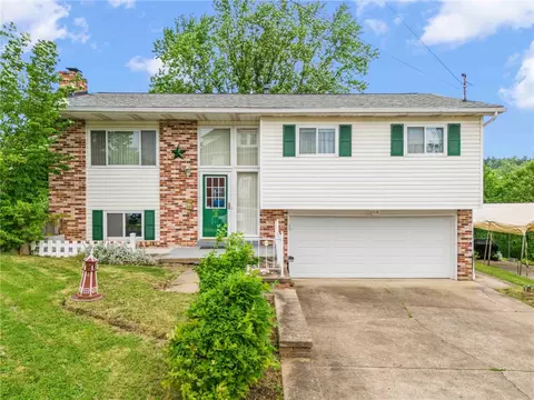 721 E College St, Waynesburg, PA 15370