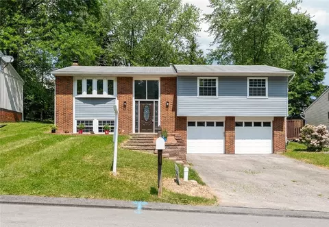 645 Carnival Dr, Pittsburgh, PA 15239