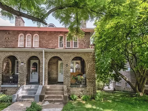 5552 Beacon St #4, Pittsburgh, PA 15217