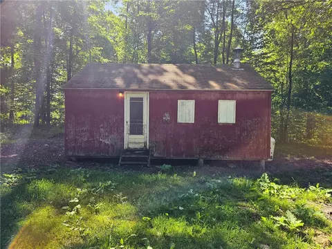 0 Dean Rd, Sandy Lake, PA 16145