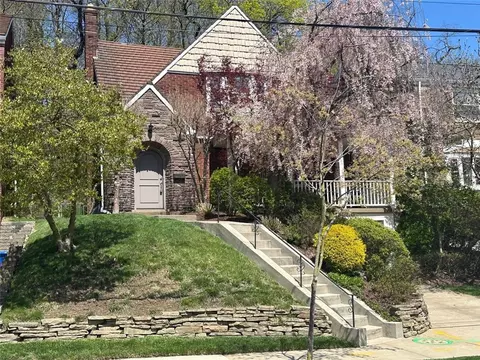 6395 Douglas St, Pittsburgh, PA 15217