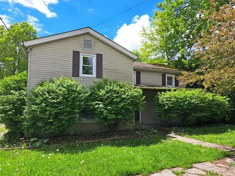 240 E Beaver St, Mercer, PA 16137