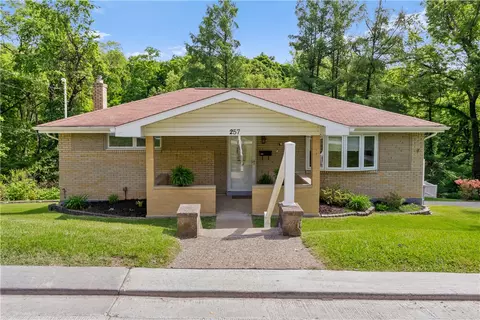 257 Conson Rd, Pittsburgh, PA 15221