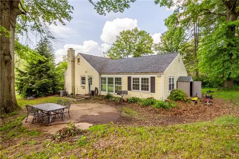 112 Johnston Rd, Upper Saint Clair, PA 15241 photo 20