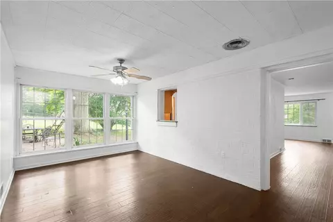 112 Johnston Rd, Upper Saint Clair, PA 15241 photo 9