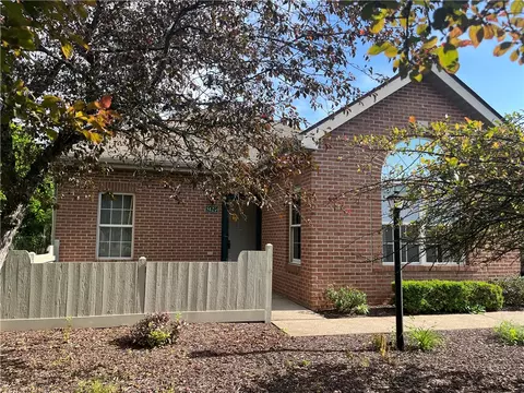 5127 Polo Fields Dr, Gibsonia, PA 15044