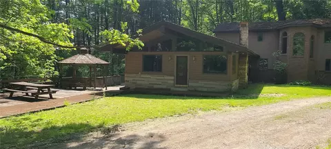 231 Ponderosa Dr, Brookville, PA 15825