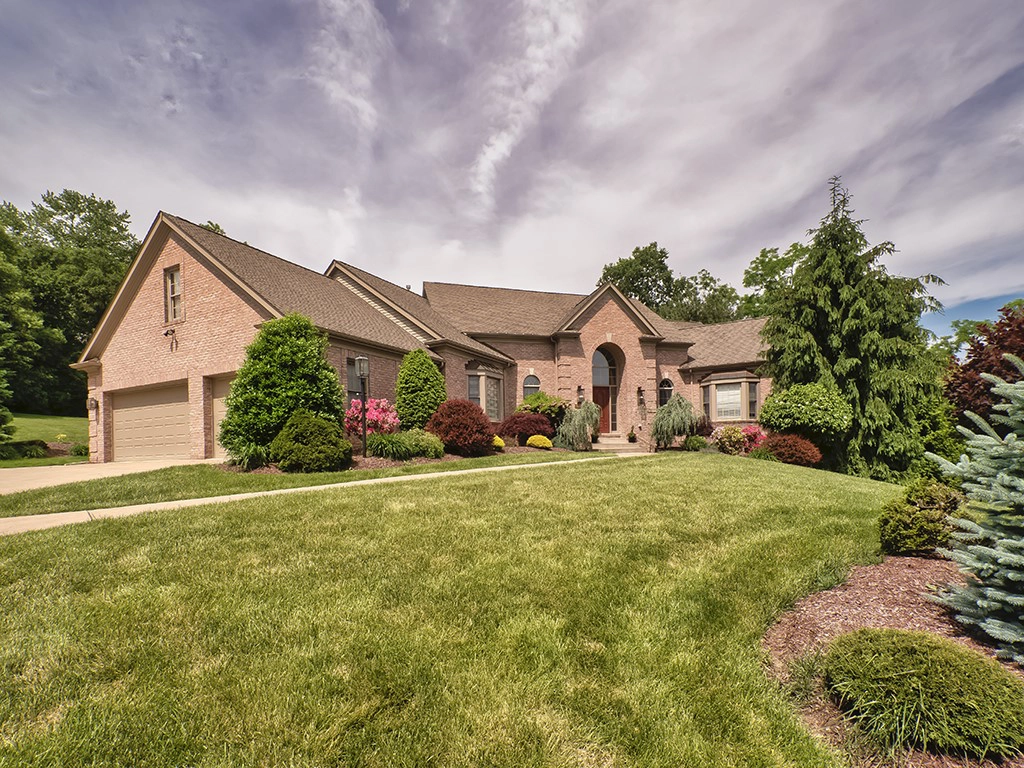 1714 Hunters Path Ln  