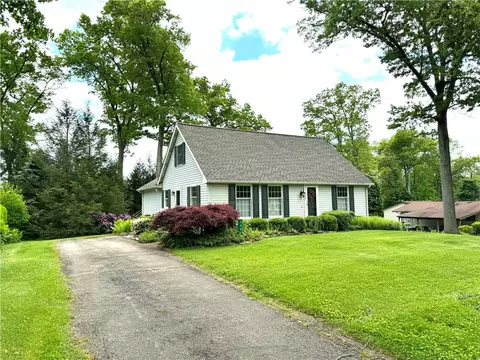 208 Oakland Ave, Butler, PA 16001