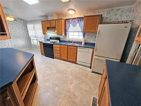 394 Eagle Ln, Apollo, PA 15613 photo 10