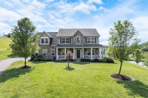 110 Seaton Crst, Mars, PA 16046