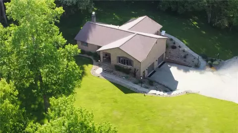 219 Hardwood Rd, Fenelton, PA 16034