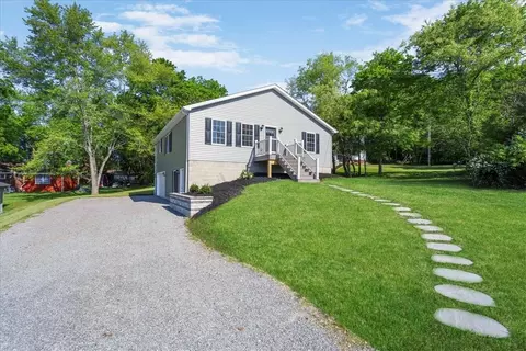 213 3rd St, Evans City, PA 16033