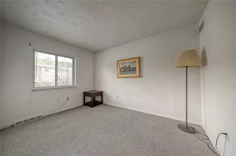 109 Georgetown Ln, Export, PA 15632 photo 23