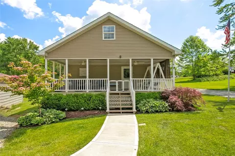 121 Gettemy Rd, Greensburg, PA 15601