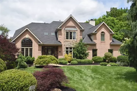 1463 Dominion Hts, Pittsburgh, PA 15241