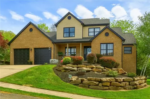 807 Graywyck Dr, Seven Fields, PA 16046