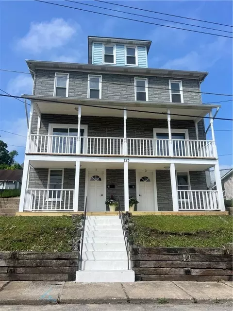123 North St, Johnstown, PA 15906
