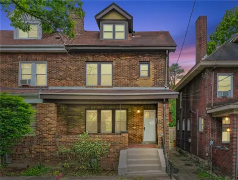 5512 Bartlett St, Pittsburgh, PA 15217