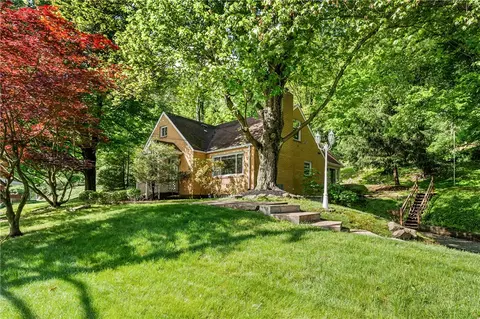 683 Thompson Run Rd, Pittsburgh, PA 15237