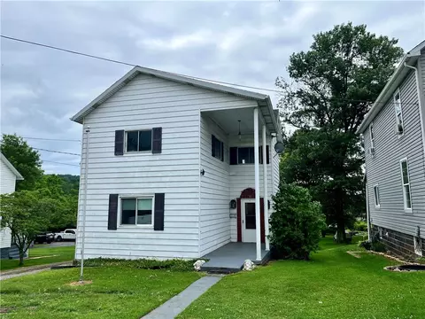 36 Deforest Ave, Fairchance, PA 15436